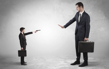 Dev işadamı çekim küçük iş adamı