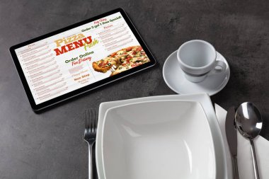 Sofra konsepti ile online pizza menü