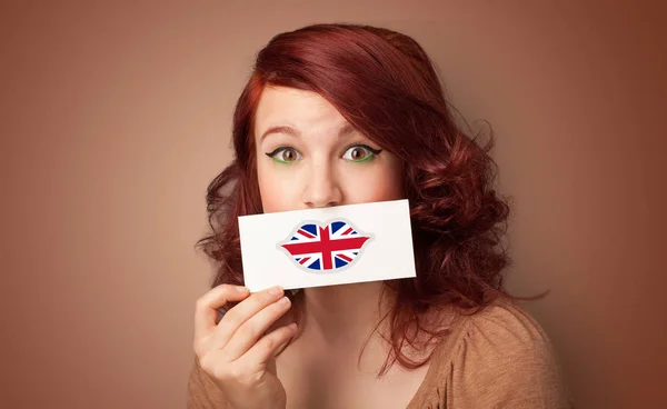 Άτομο που κρατά την κάρτα σημαίας του Ηνωμένου Βασιλείου — Φωτογραφία Αρχείου