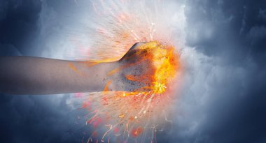 El sayısı yoğun ve ateş yapar