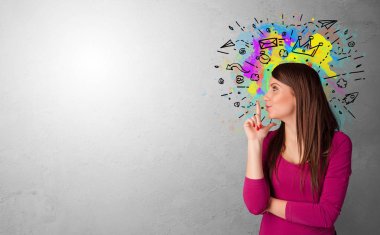 Çizilmiş simgeleri olan iş adamı