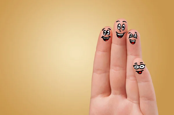 Intelligens megjelenésű ujjak mosolyogva — Stock Fotó