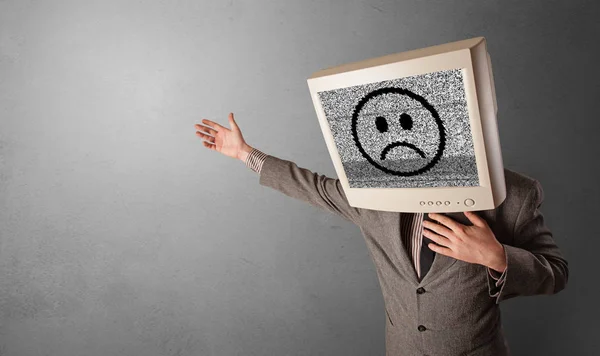 Young person with monitor on head — Stock Photo, Image