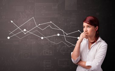 Artan grafik kavramı ile duran kişi