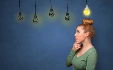 Yeni fikir arayan iş adamı