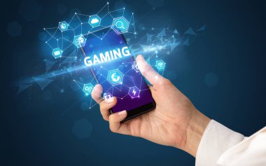 Teknoloji kavramına sahip akıllı telefon kullanımı