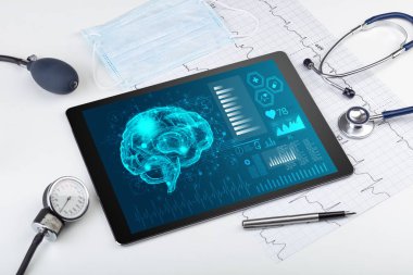Tablet beyin işlevselliği konsepti ile tanılama