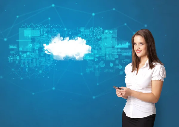 Persona che presenta il concetto di tecnologia cloud — Foto Stock