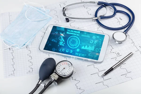 Η σύγχρονη ιατρική τεχνολογία συστήματος και συσκευές — Φωτογραφία Αρχείου