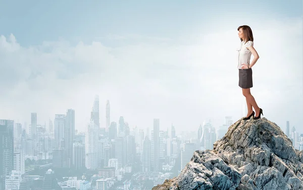 Business person looking to the big city from distance — Stock Photo, Image