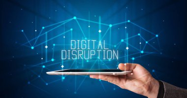 Tablet tutan kişi, güvenlik kavramı