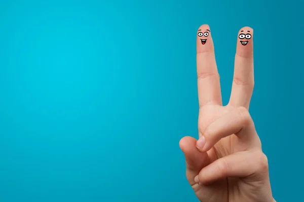 Sonriendo los dedos juntos — Foto de Stock