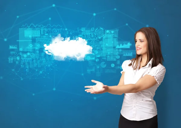 Persona che presenta il concetto di tecnologia cloud — Foto Stock