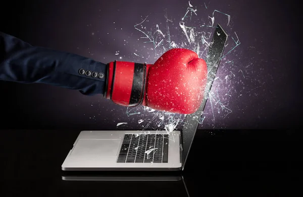 Hand hitting laptop screen screen — Stock Photo, Image