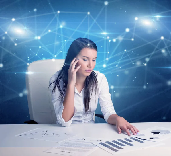 Manager in front of the office desk with link concept — Stock Photo, Image