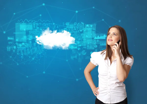 Persona che presenta il concetto di tecnologia cloud — Foto Stock