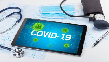 Yazılı bir tablet pc 'nin yakın görüntüsü