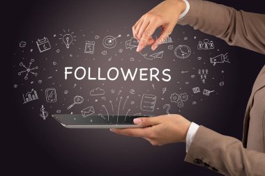 Dokunmatik ekran, sosyal medya konseptine yakın çekim