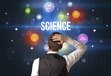 Bir iş adamının arkadan görünüşü