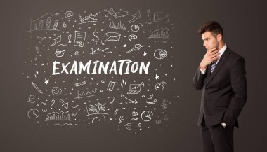 Eğitimsel yazıtlarla düşünen iş adamı