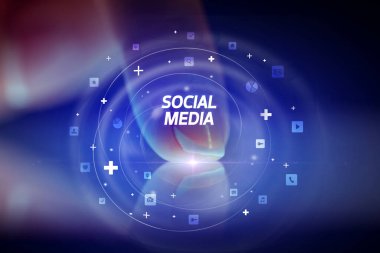 Sosyal medya simgeleri kavramlı parmak dokunuşu tableti