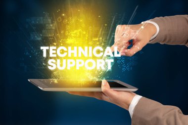 Yazılı dokunmatik ekranın yakın plan görüntüsü