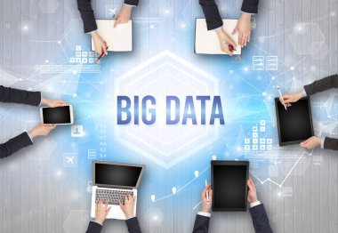 Ofiste Çalışan Meşgul İnsanlar Grubu, teknoloji konsepti