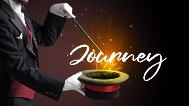 Yaşlı büyücü sihirbazlık numarası yapıyor.