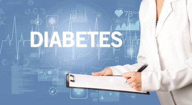 Genç doktor notlar yazıyor.