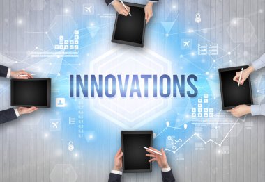 Ofiste Çalışan Meşgul İnsanlar Grubu, teknoloji konsepti