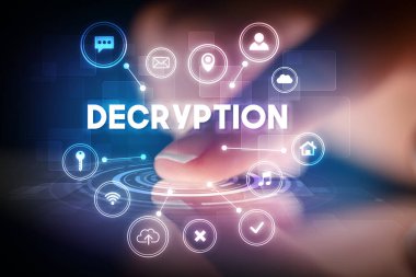 Web teknolojisi simgeleriyle tablete dokunmak