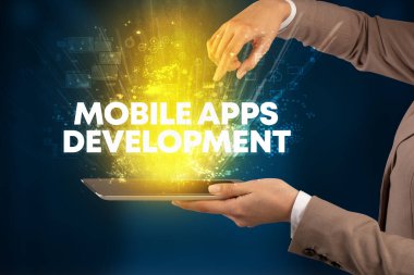 Yazılı dokunmatik ekranın yakın plan görüntüsü