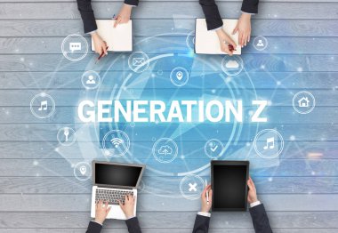 Bir grup insan toplantı yapıyor.