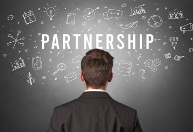 Bir iş adamının arkadan görünüşü