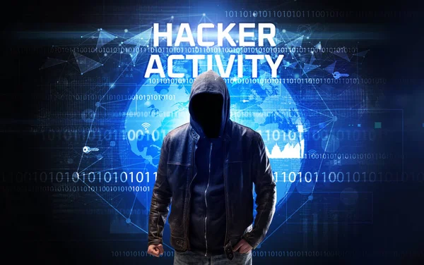 İş yerindeki yüzsüz hacker, güvenlik kavramı — Stok fotoğraf