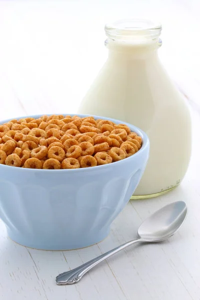 Delicious Nutritious Lightly Toasted Breakfast Honey Nuts Cereal Loops Vintage — Stock Photo, Image