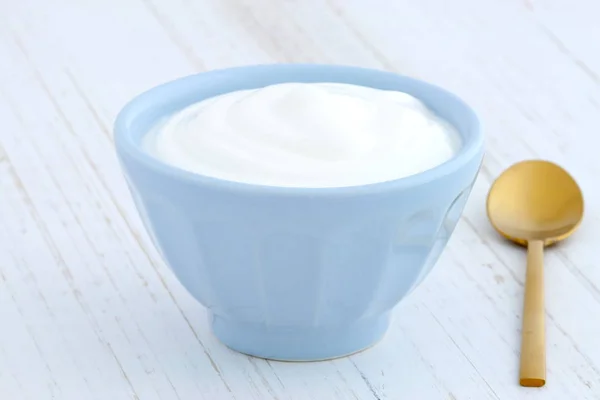 Delicious Nutritious Healthy Fresh Plain Greek Yogurt Antique Wood Table — Stock Photo, Image