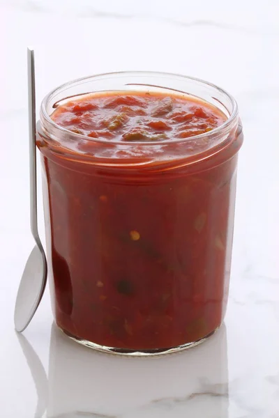 Artisan Meksykański Dip Salsa Vintage Tabela Marmuru Carrara Pyszne Świeże — Zdjęcie stockowe