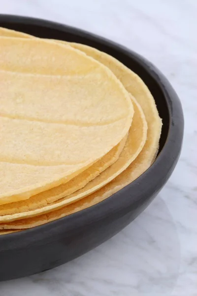 Mexican Corn Tortillas Retro Vintage Carrara Marble Beautiful Terracotta Pot — Stock Photo, Image