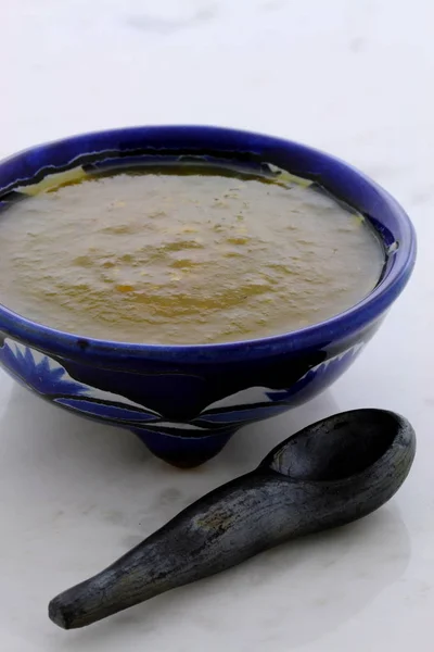 Handwerkliche Mexikanische Tomatillo Salsa Vintage Talavera Schüssel Mit Einem Köstlichen — Stockfoto