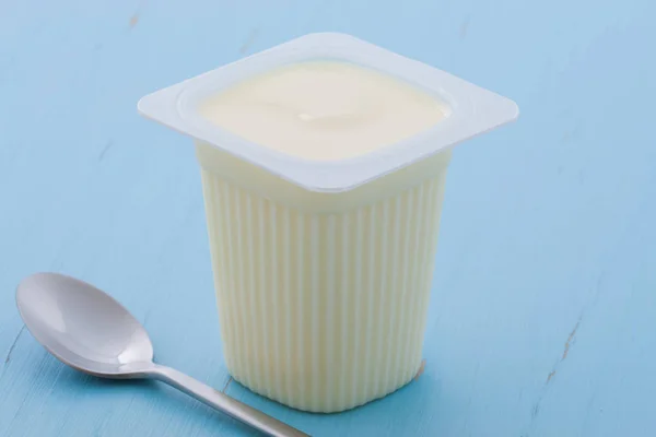 Šálek Lahodné Výživnou Zdravou Čerstvý Jogurt Vinobraní Retro Stylu — Stock fotografie