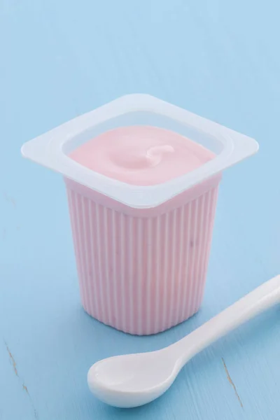 Deliziosa Tazza Yogurt Semplice Fresco Nutriente Sano Vintage Stile Retrò — Foto Stock
