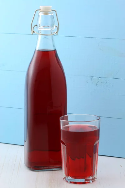Läckra Och Näringsrika Organiska Tranbärsjuice Det Hälsosamma Sättet Att Börja — Stockfoto