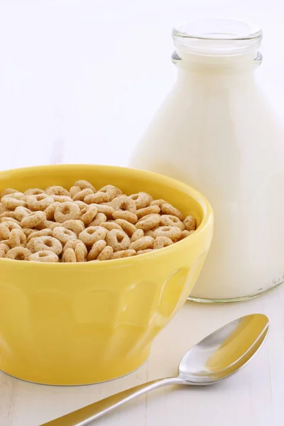 Delicioso Nutritivo Desayuno Ligeramente Tostado Nueces Miel Bucles Cereales Estilo —  Fotos de Stock