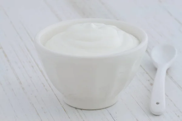 Delicious Nutritious Healthy Fresh Plain Greek Yogurt Antique Wood Table — Stock Photo, Image