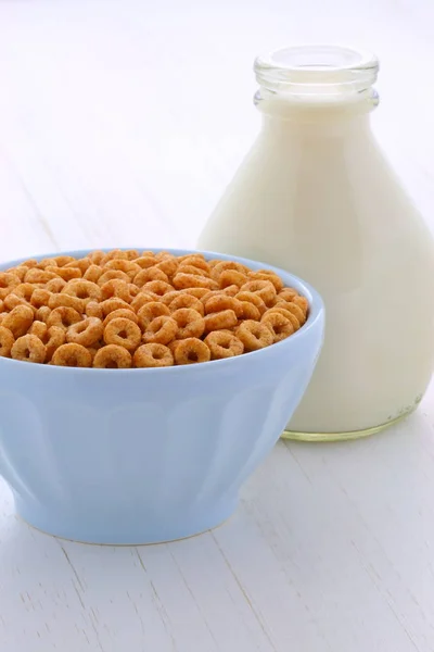 Delicious Nutritious Lightly Toasted Breakfast Honey Nuts Cereal Loops Vintage — Stock Photo, Image