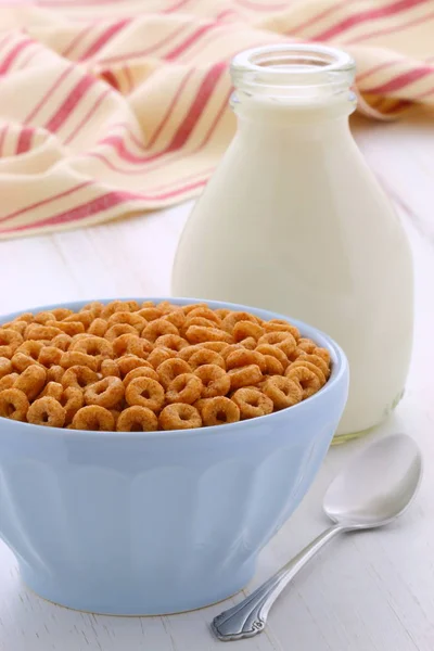 Deliziosa Nutriente Colazione Leggermente Tostata Miele Noci Cereali Loop Stile — Foto Stock