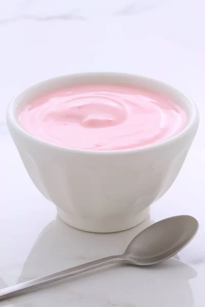 Heerlijke Franse Vla Stijl Yoghurt Met Alle Vruchten Gemengd Binnen — Stockfoto