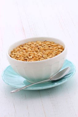 lezzetli ve besleyici kahvaltı müsli veya granola tahıl hafif kızarmış.