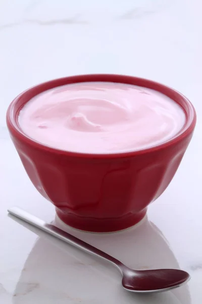 Artisan Slow Churned Greek Strawberry Yogurt Lots Fruit Protein Perfect — Stock Photo, Image